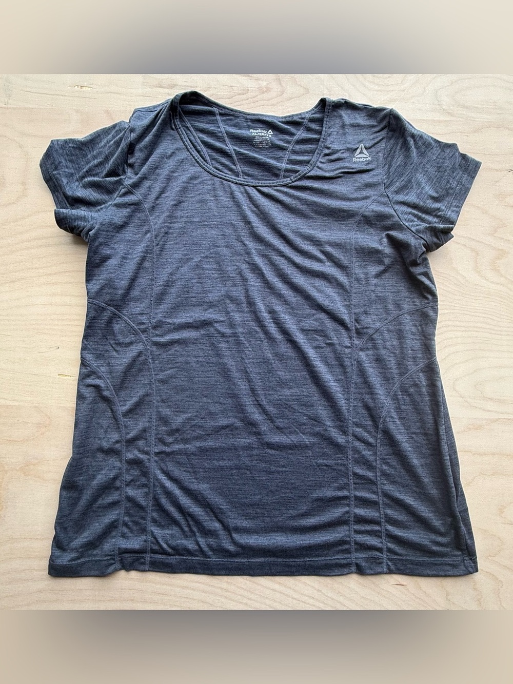 Reebok Charcoal Grey Women's Short Sleeve Athletic Performance T-Shirt size XL